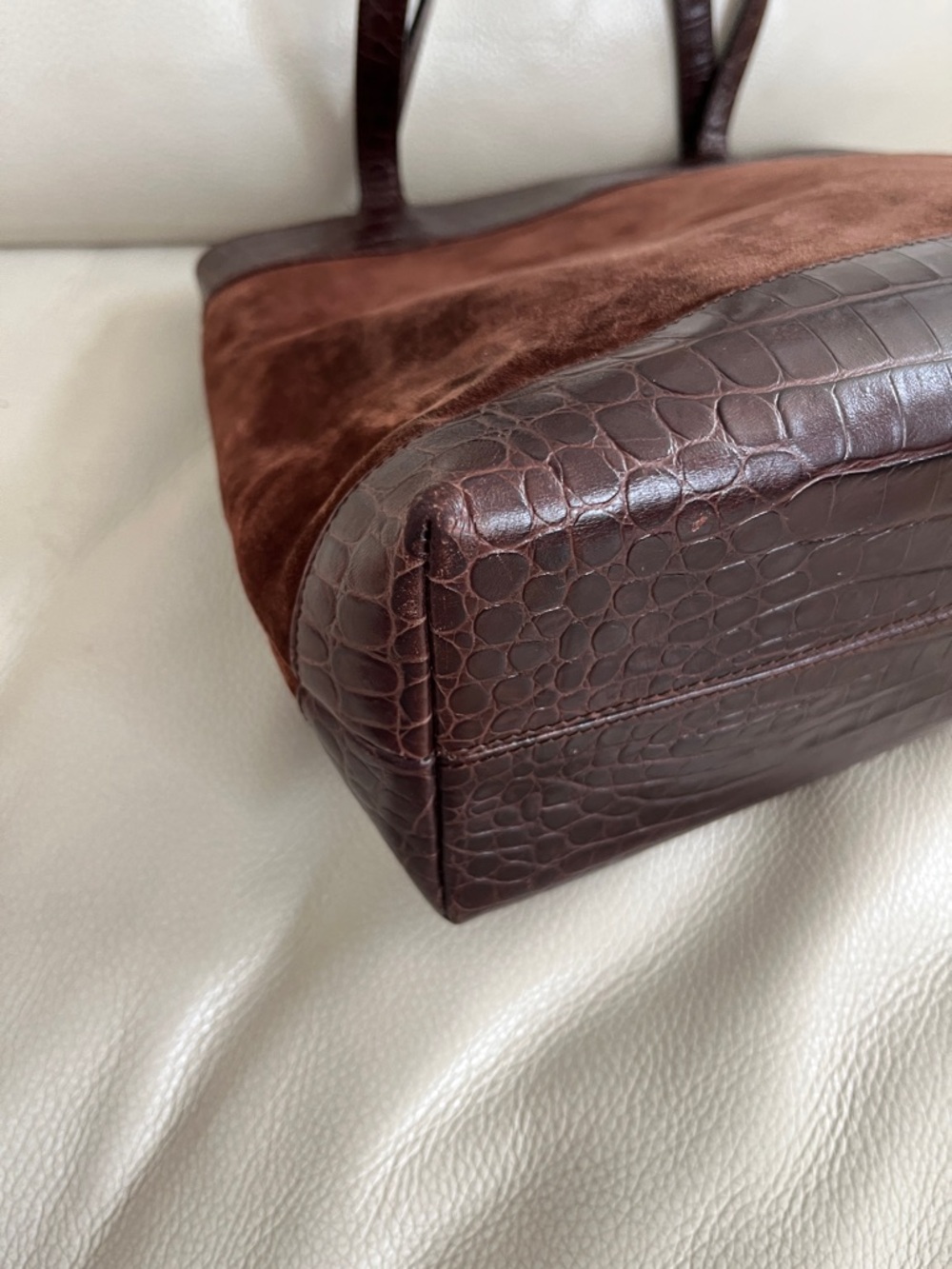 Ferragamo Luxury Brown Suede & Croc-print Leather Trim Tote Bag - Picture 7 of 9